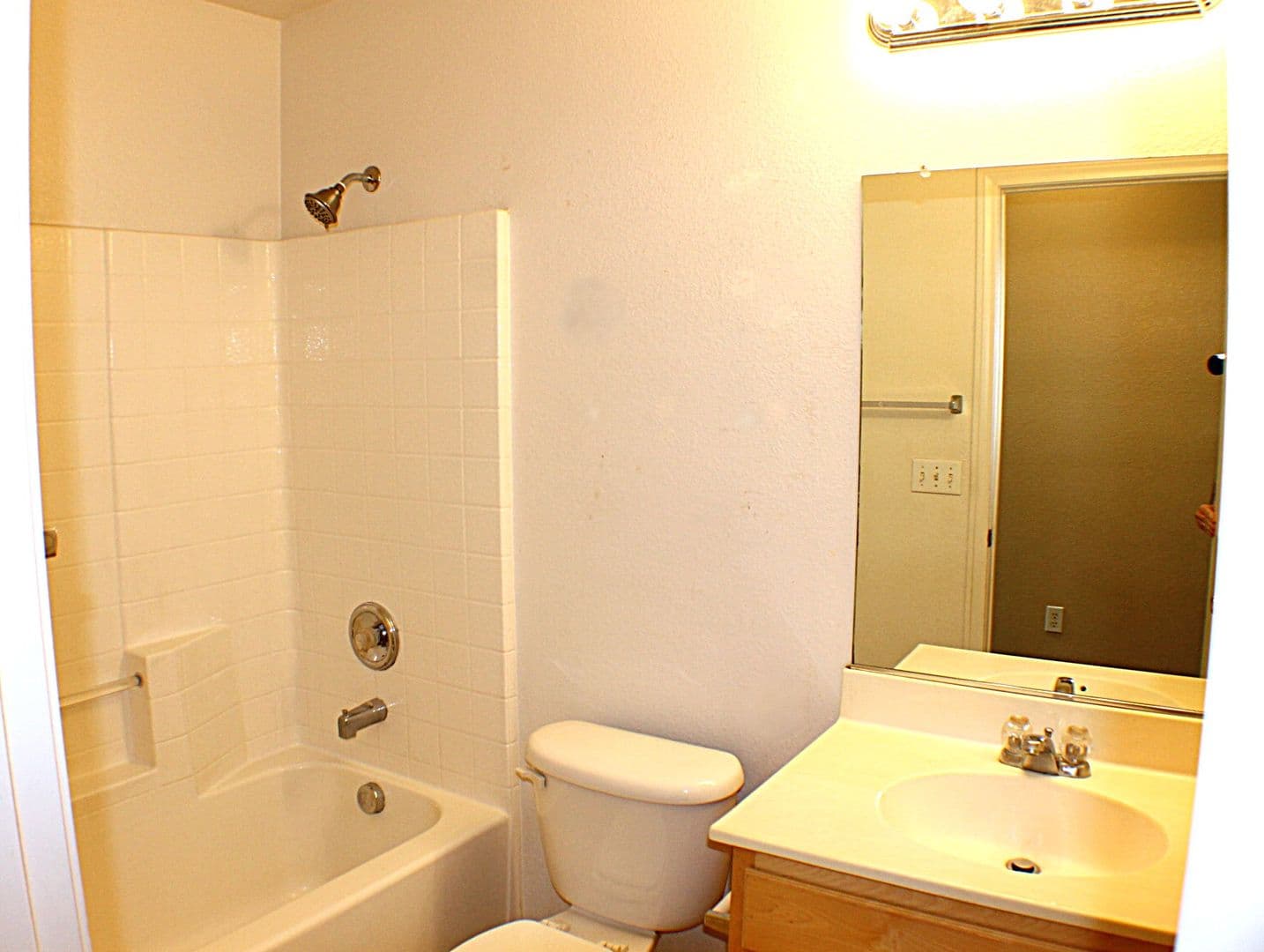 Moreno Valley House: 26836 Calle Luna