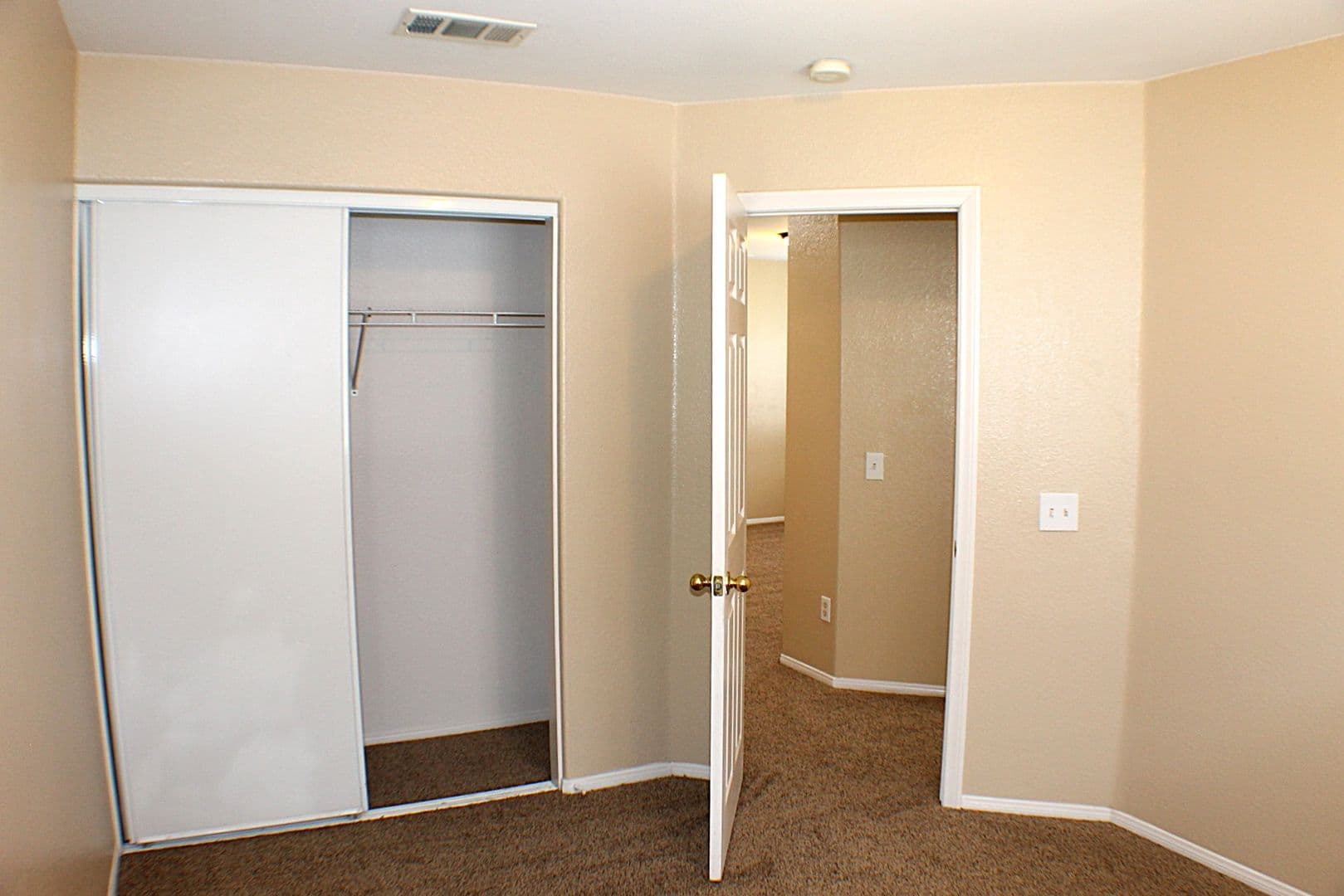 Moreno Valley House: 26836 Calle Luna