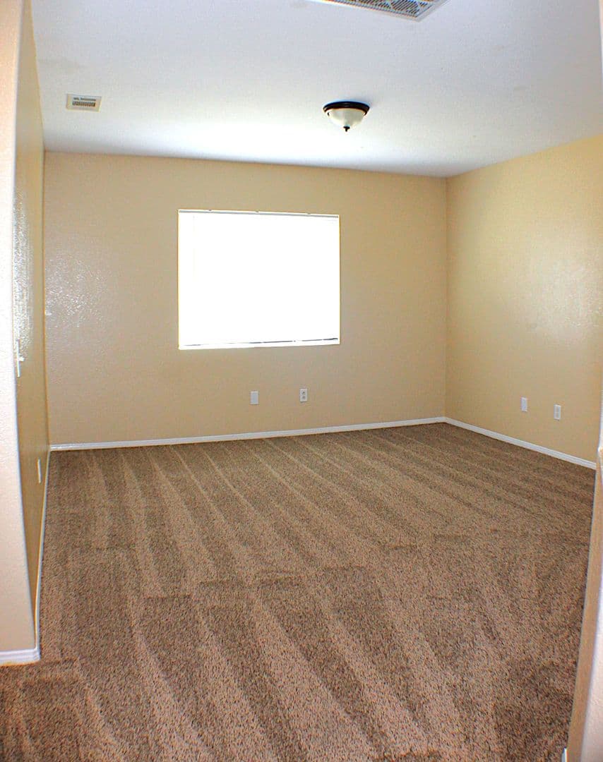 Moreno Valley House: 26836 Calle Luna