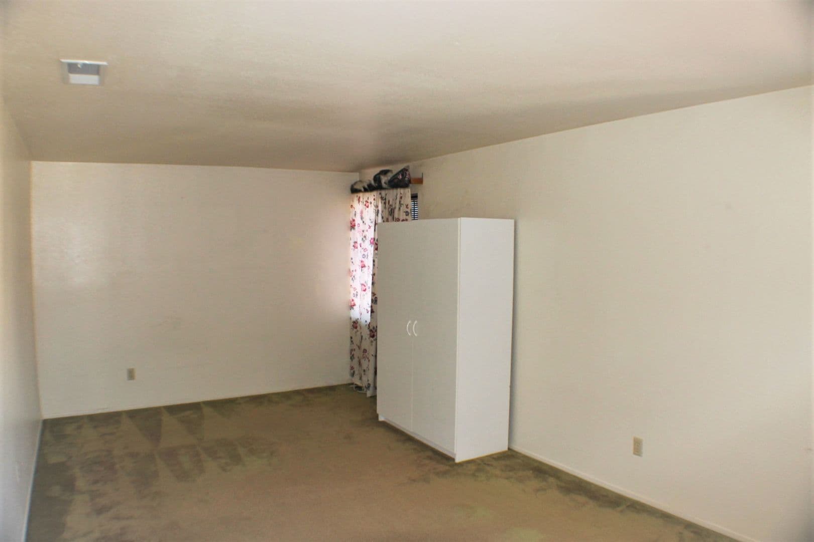 Moreno Valley House: 25740 Rosebay Ct.