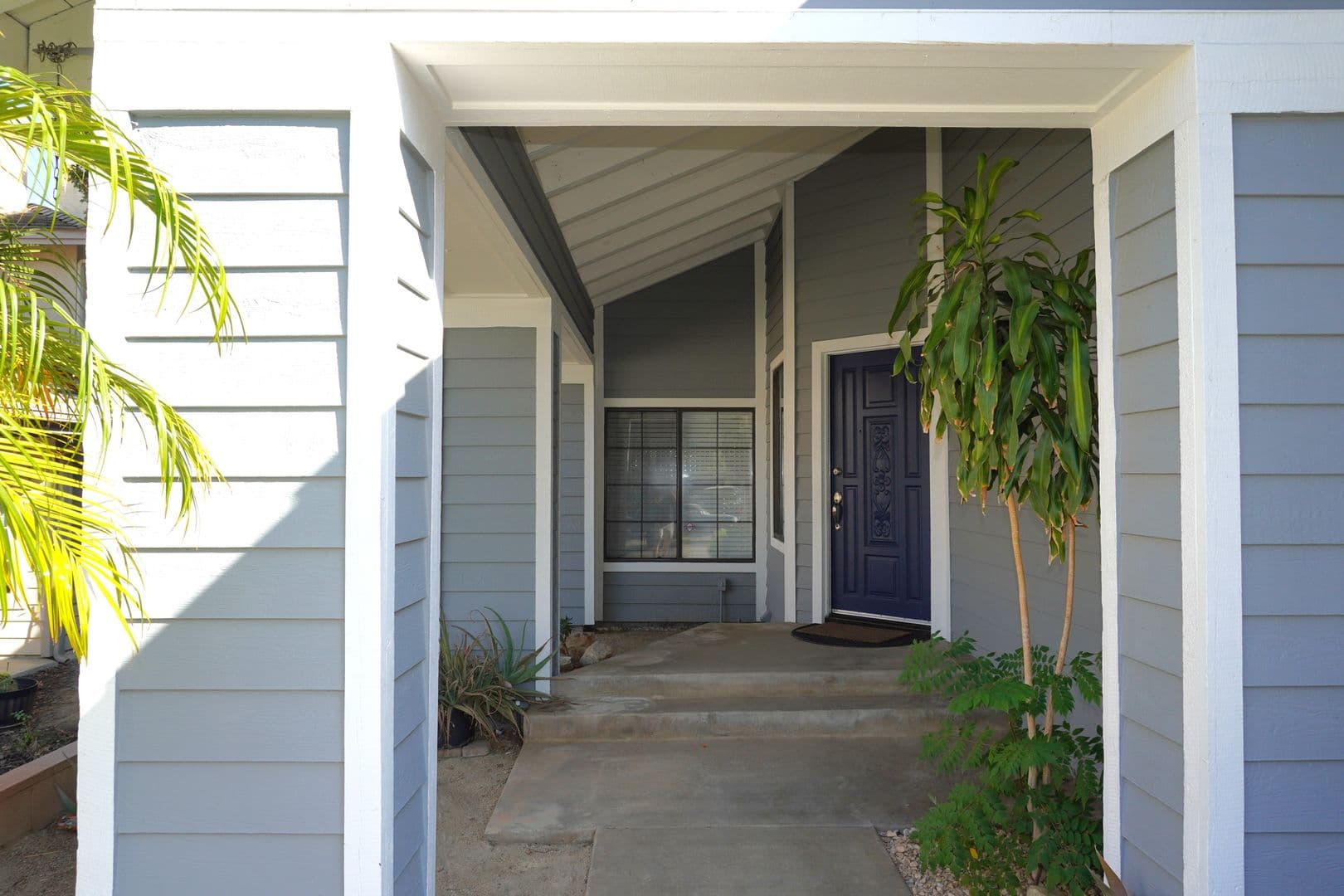 Moreno Valley House: 10386 Meadow Creek Dr