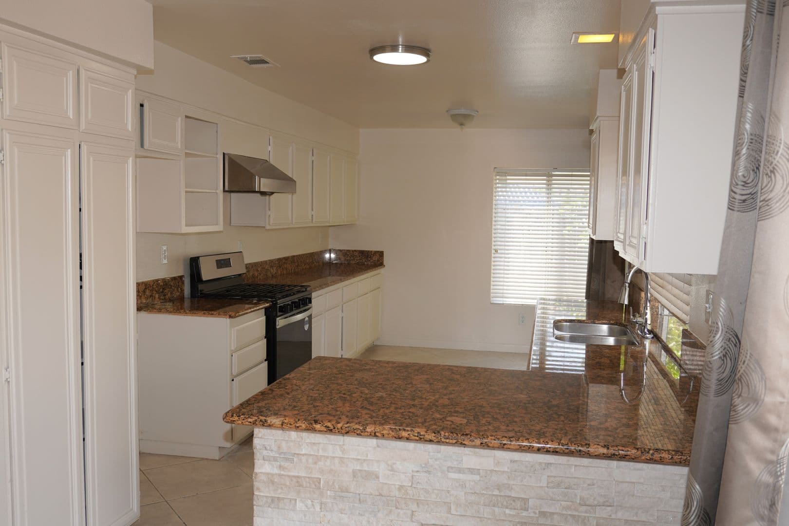 Moreno Valley House: 23848 Bouquet Canyon Pl