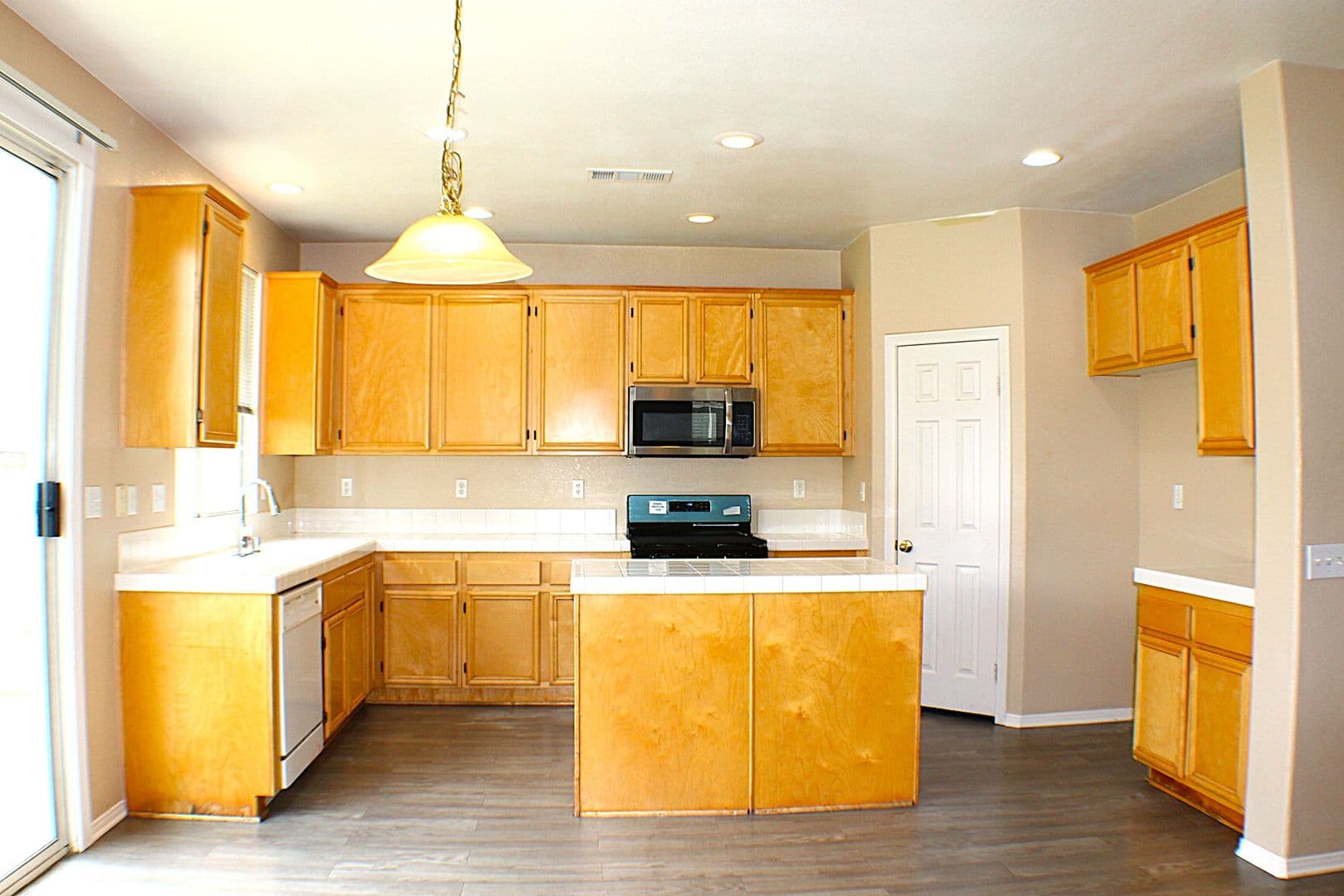 Moreno Valley House: 26836 Calle Luna