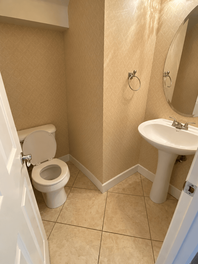 Fairfield House: 567 Abruzzi Court
