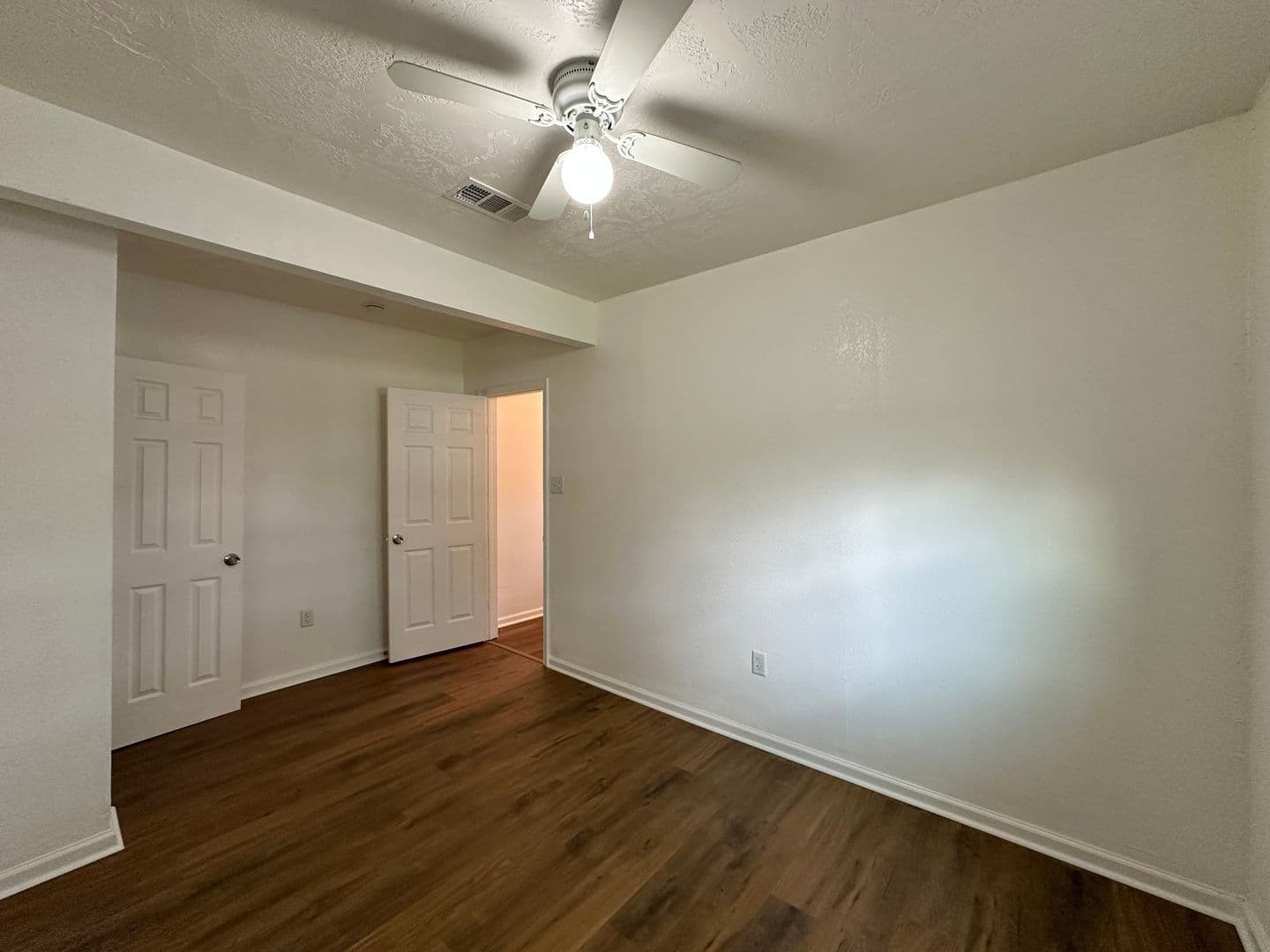 Killeen Multiplex: 1105/1107 Williamson Dr