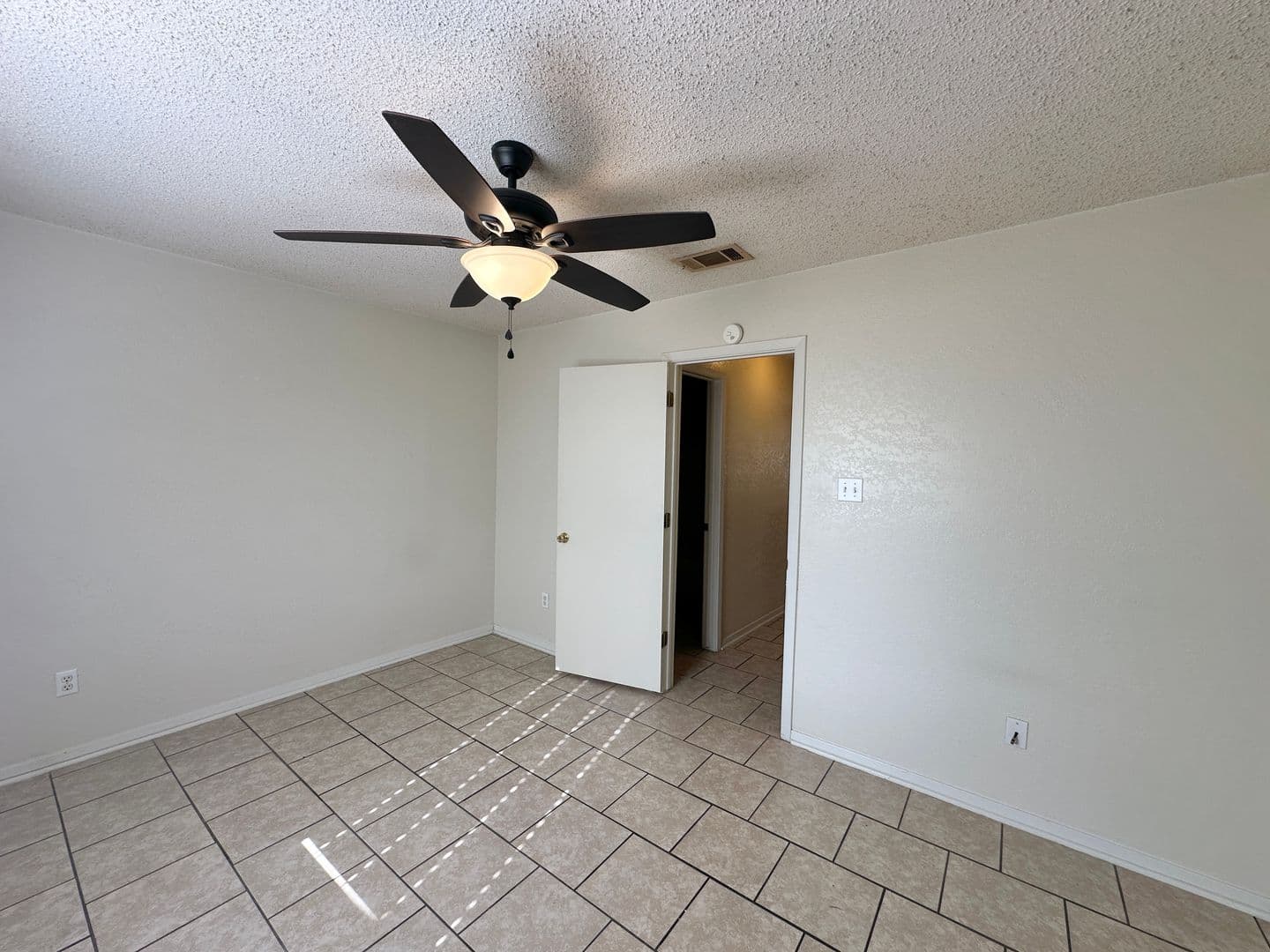 Copperas Cove Apartment: 401 W Lincoln Ave
