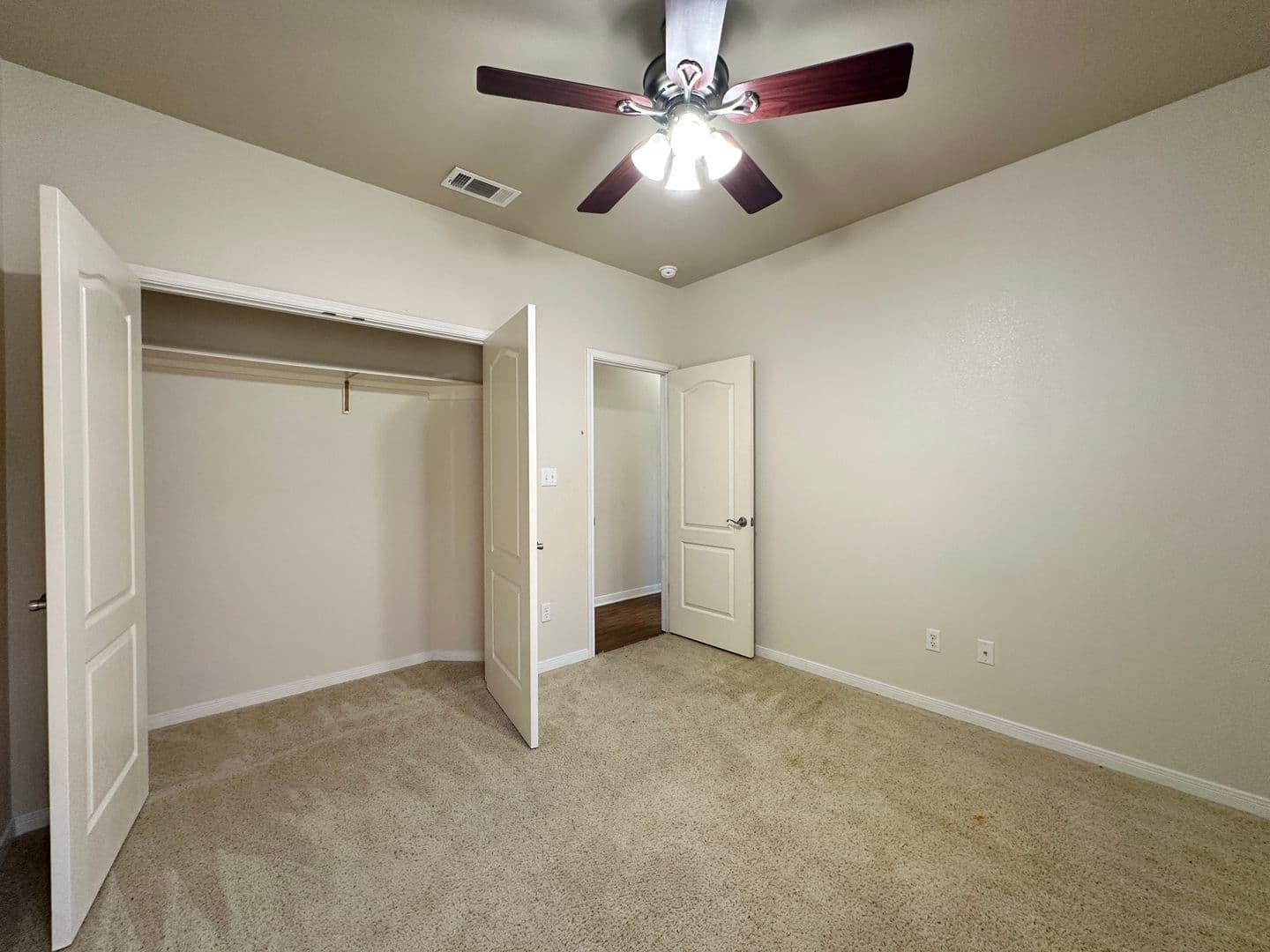 Belton House: 705 Marshall Dr