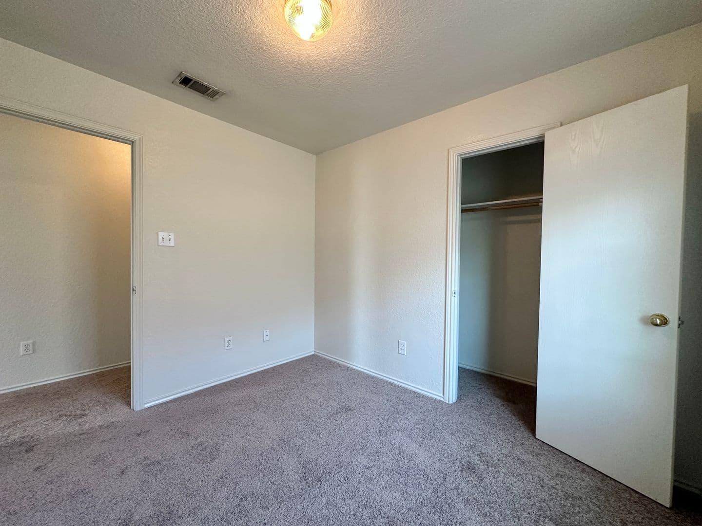 Killeen Multiplex: 2608 Alma Dr