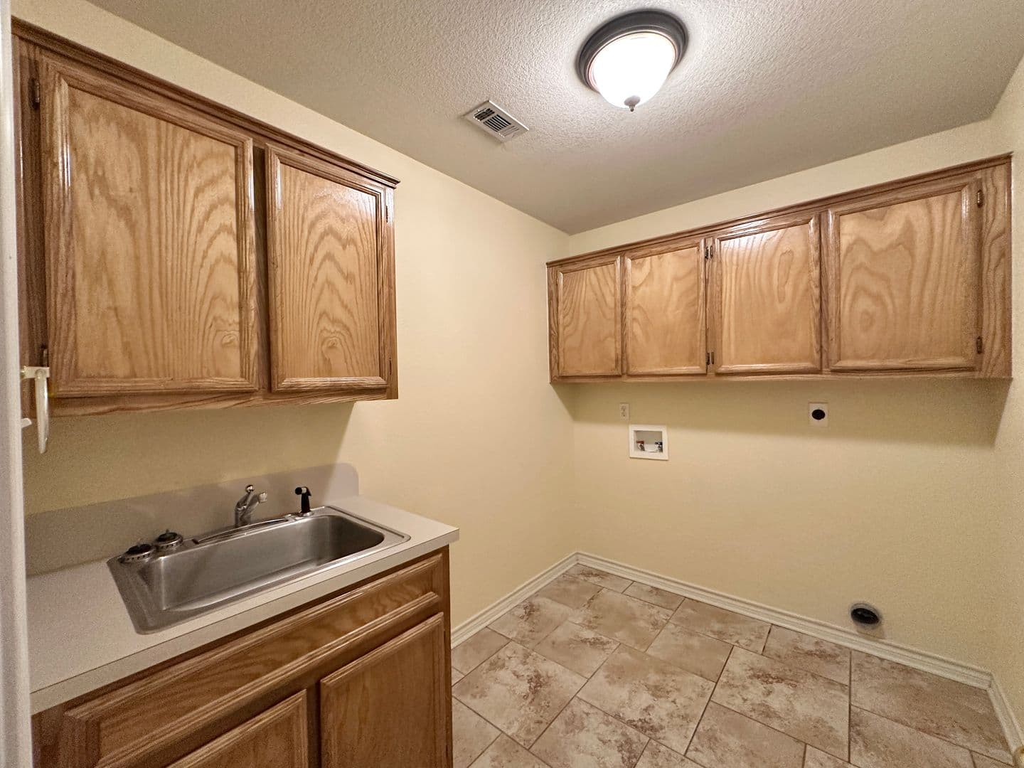 Nolanville House: 170 Wyatt Earp Loop