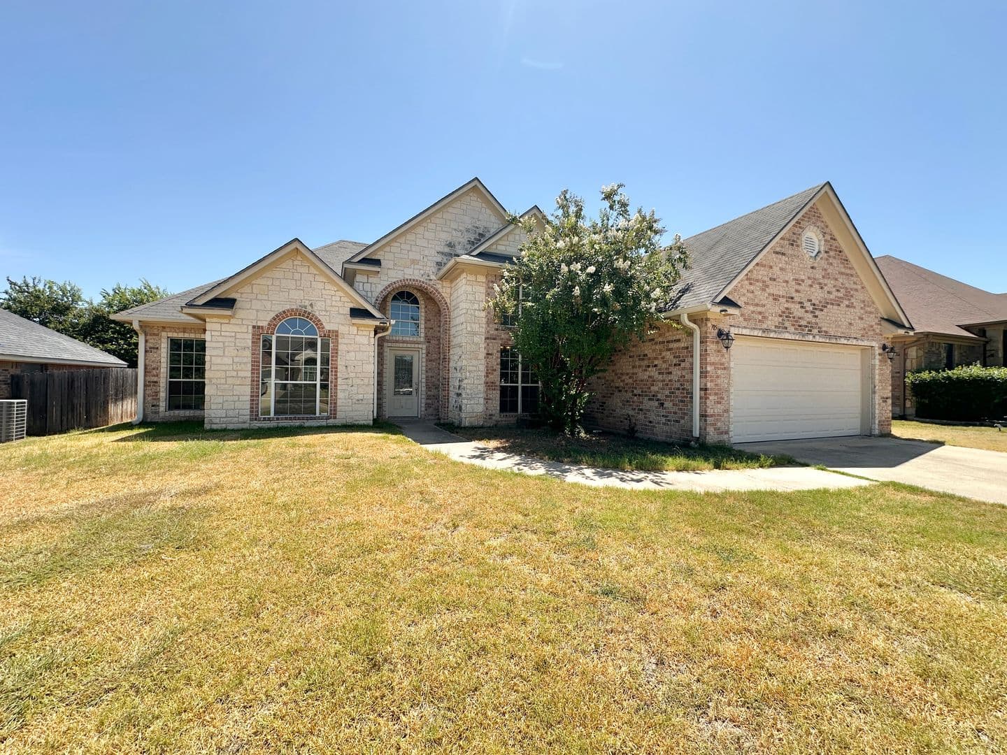 Belton House: 705 Marshall Dr