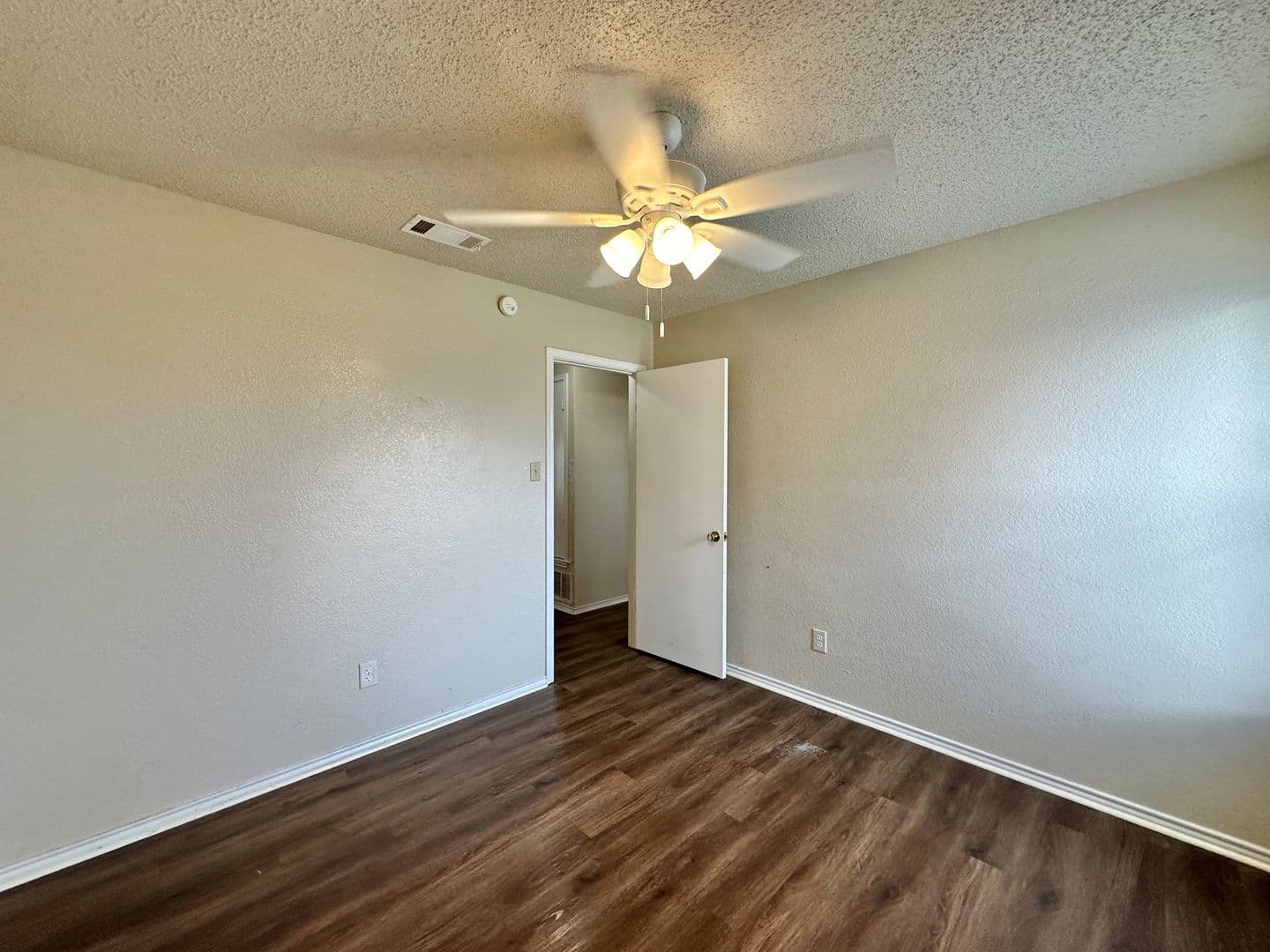 Killeen House: 1307 Waterford Drive