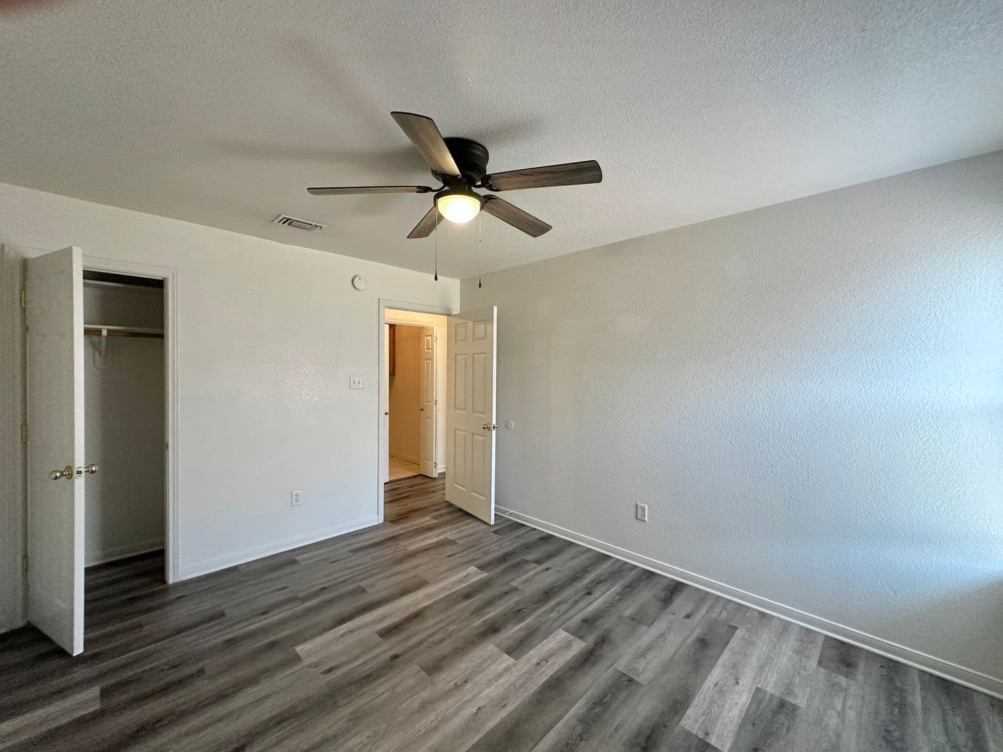 Killeen Multiplex: 3105 Dannen Court
