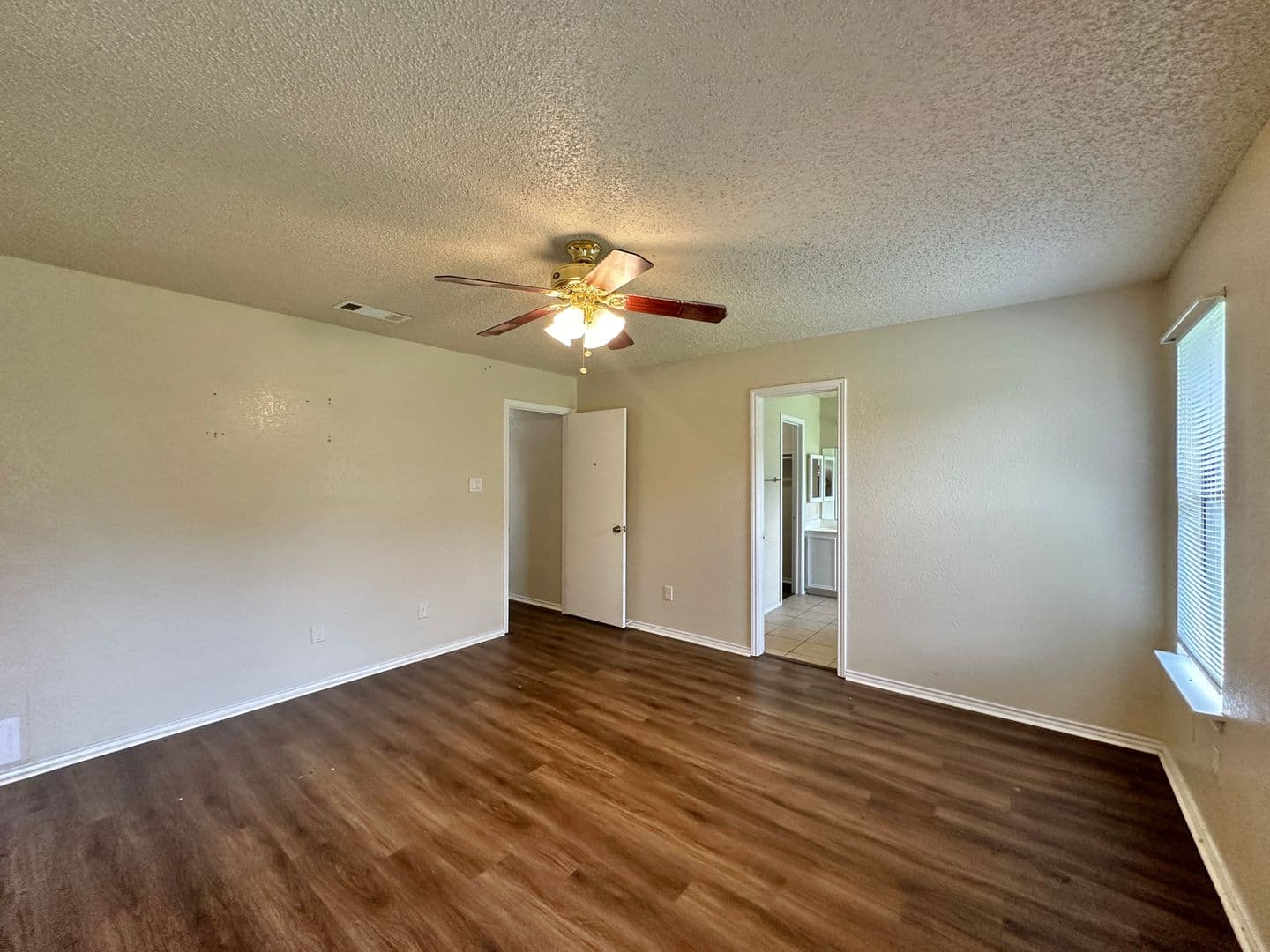 Killeen House: 1307 Waterford Drive