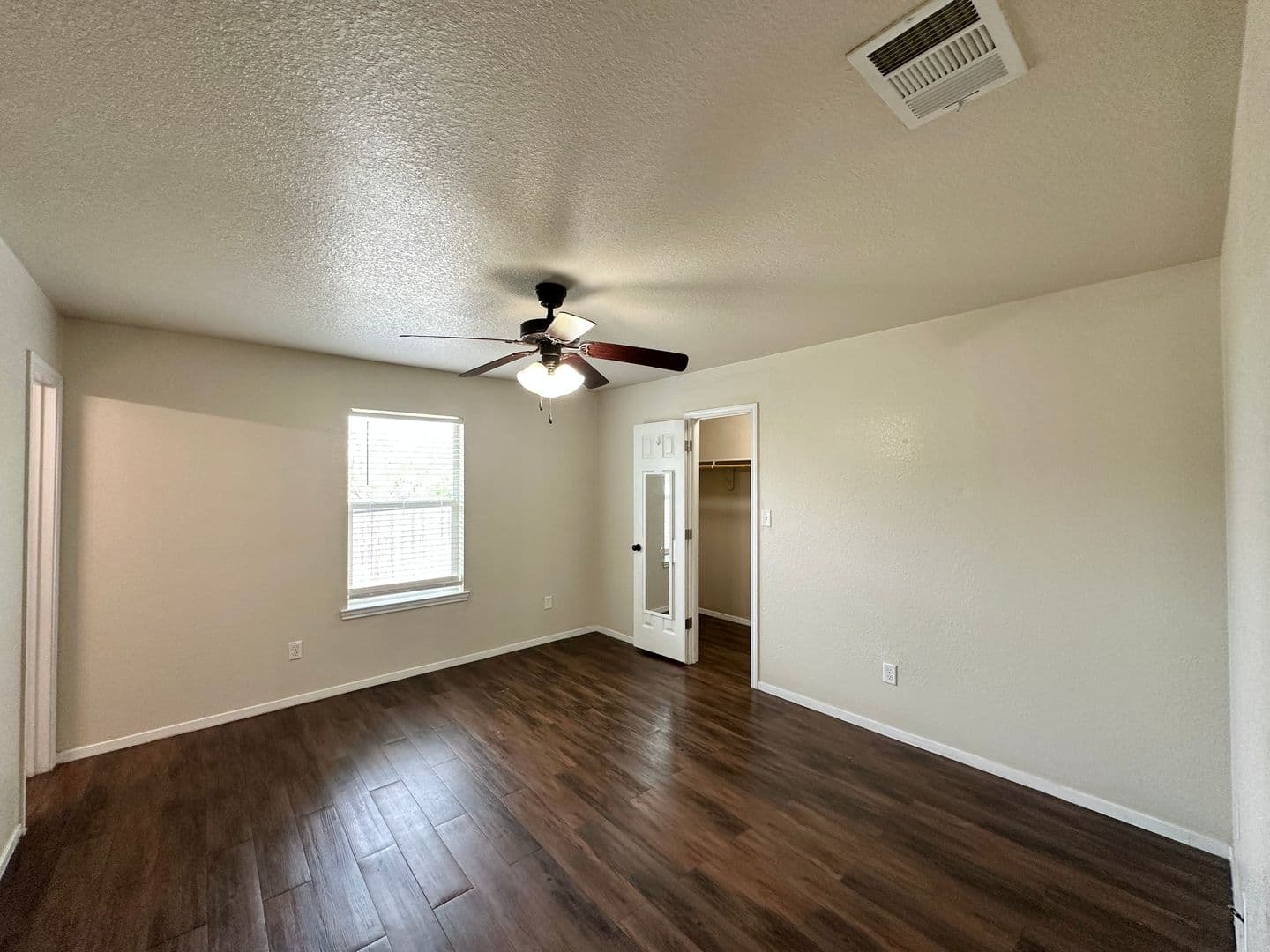 Temple Apartment: 4403 Brutus