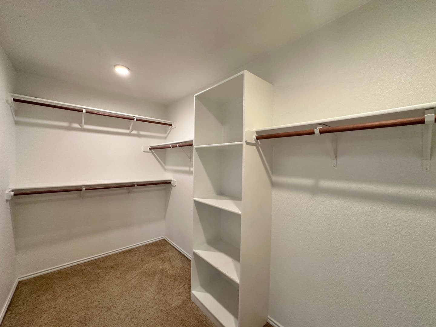 Copperas Cove House: 1606 Walker Place Blvd