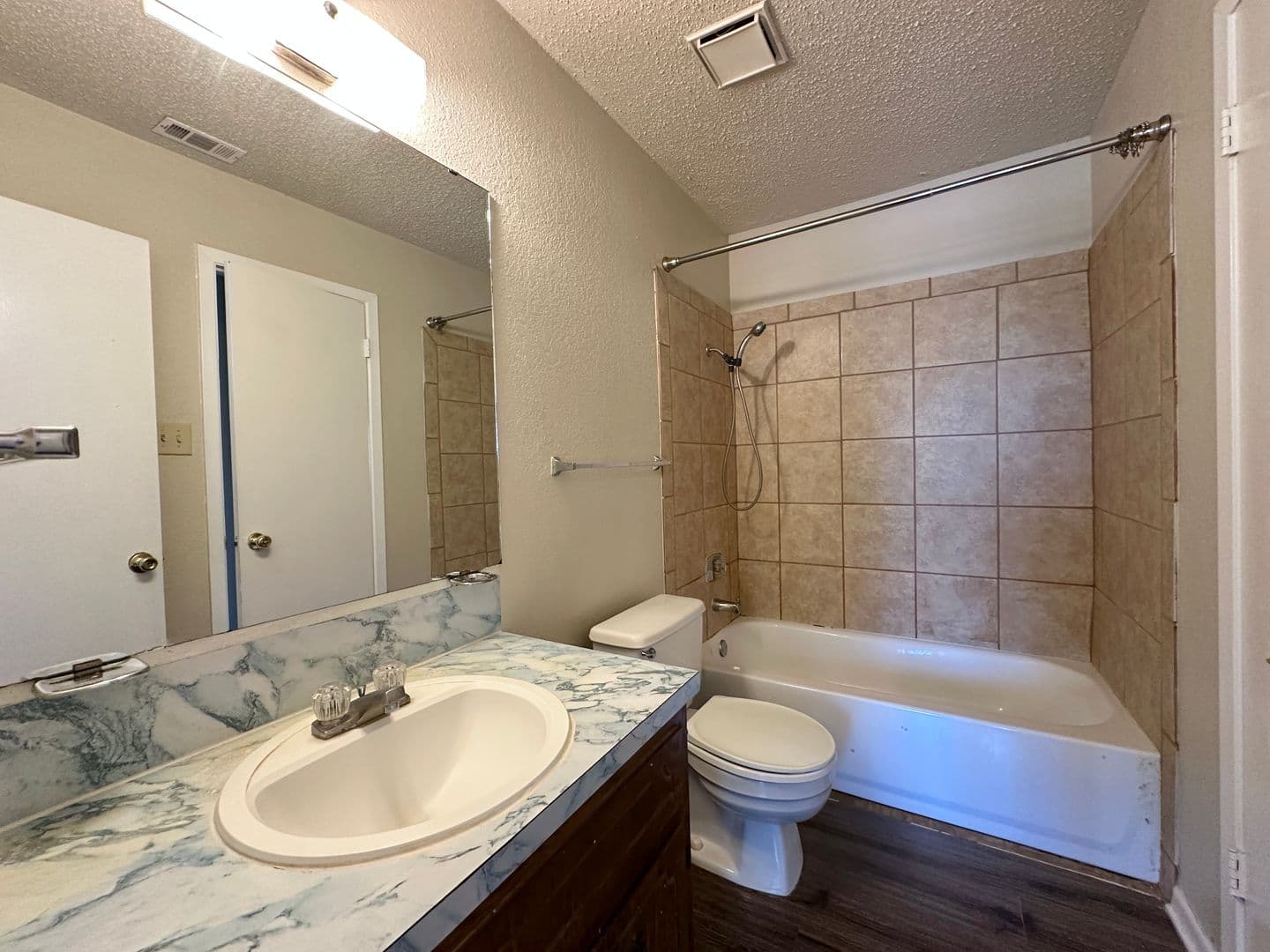 Killeen Townhome: 3004 Chaucer Drive