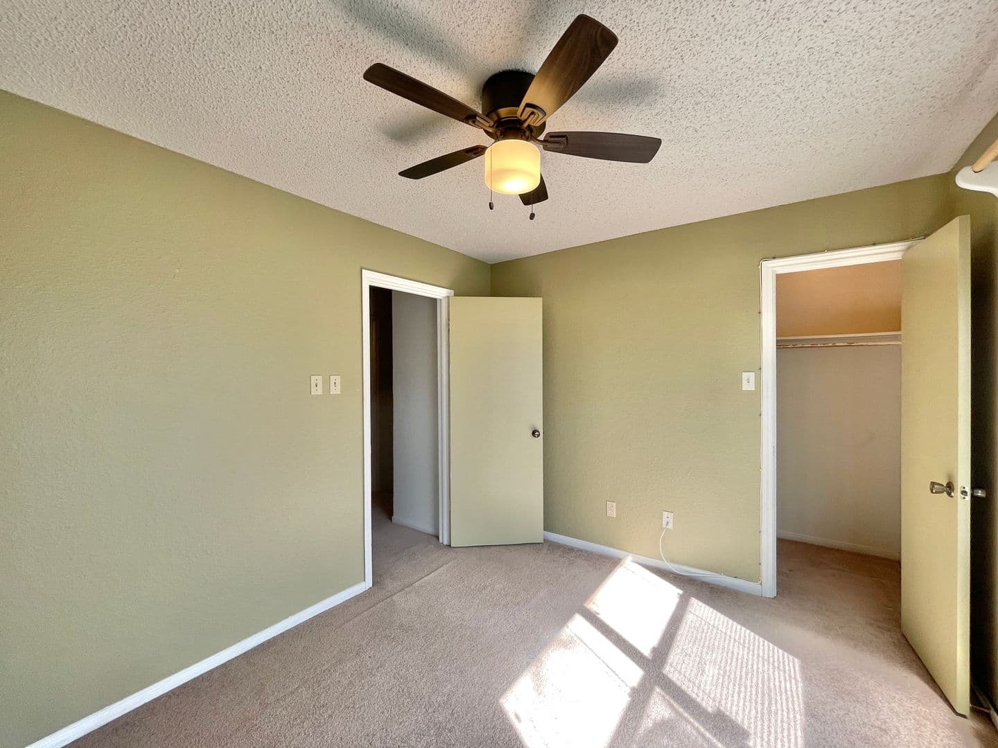 Killeen Townhome: 4806 Rainbow Cir