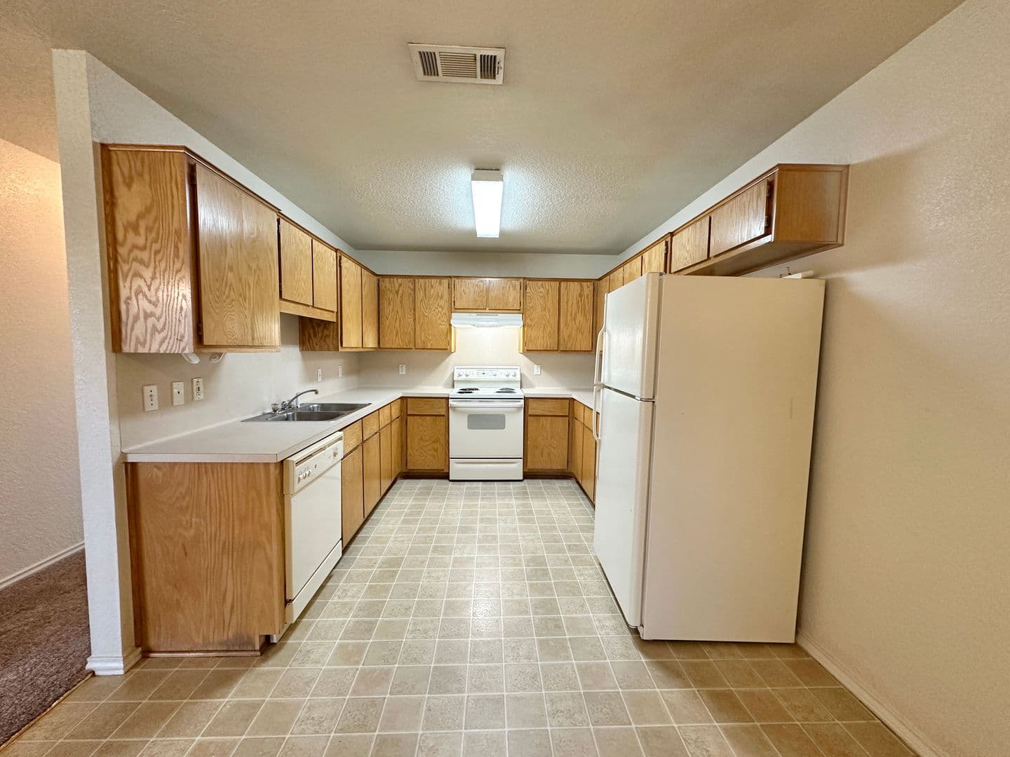 Killeen Multiplex: 2608 Alma Dr