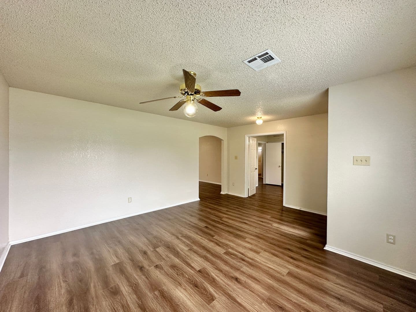 Killeen House: 1307 Waterford Drive