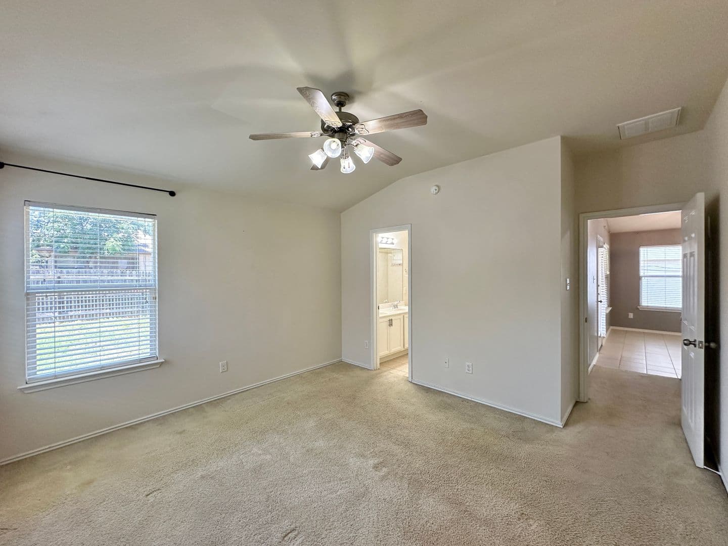Killeen House: 5205 Lions Gate Lane