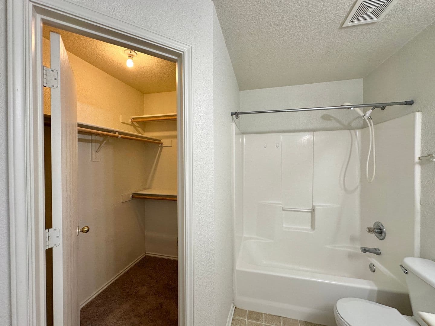 Killeen Multiplex: 2608 Alma Dr