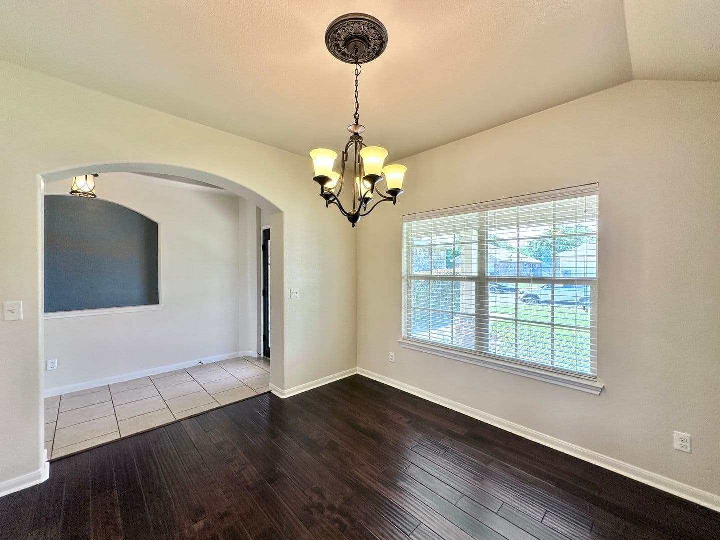 Killeen House: 6812 Deorsam Loop