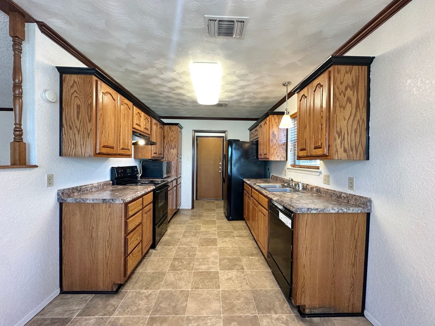 Killeen House: 1602 Becker Dr
