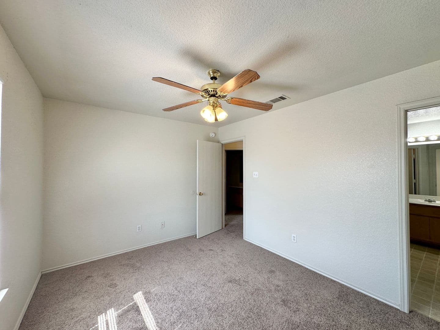 Killeen Multiplex: 2608 Alma Dr