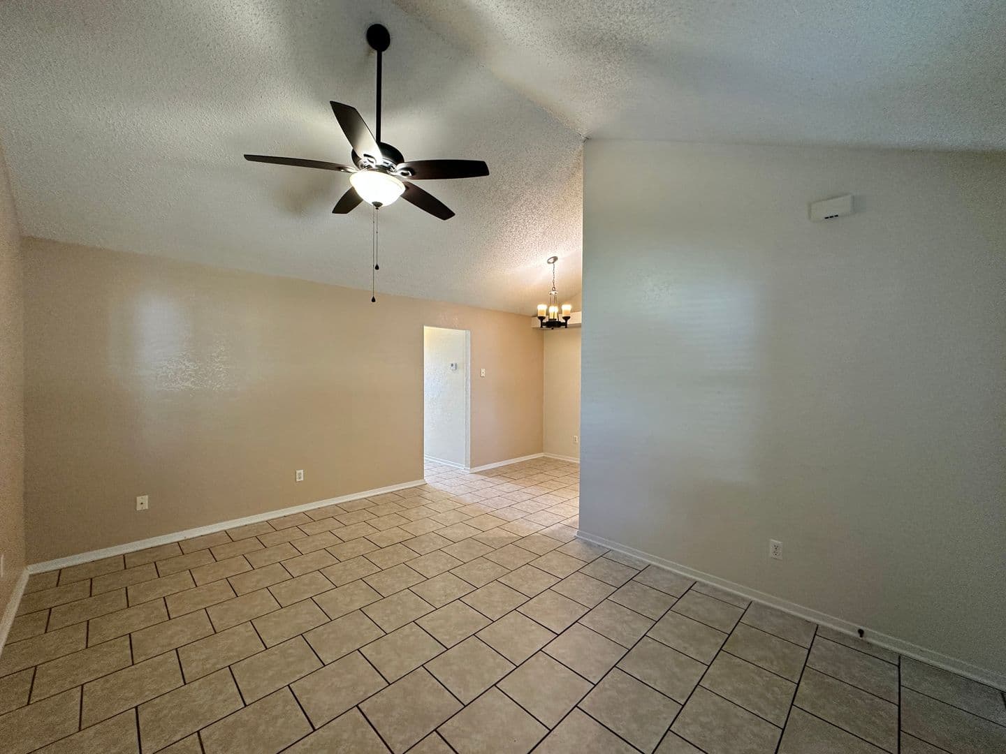 Copperas Cove Apartment: 401 W Lincoln Ave