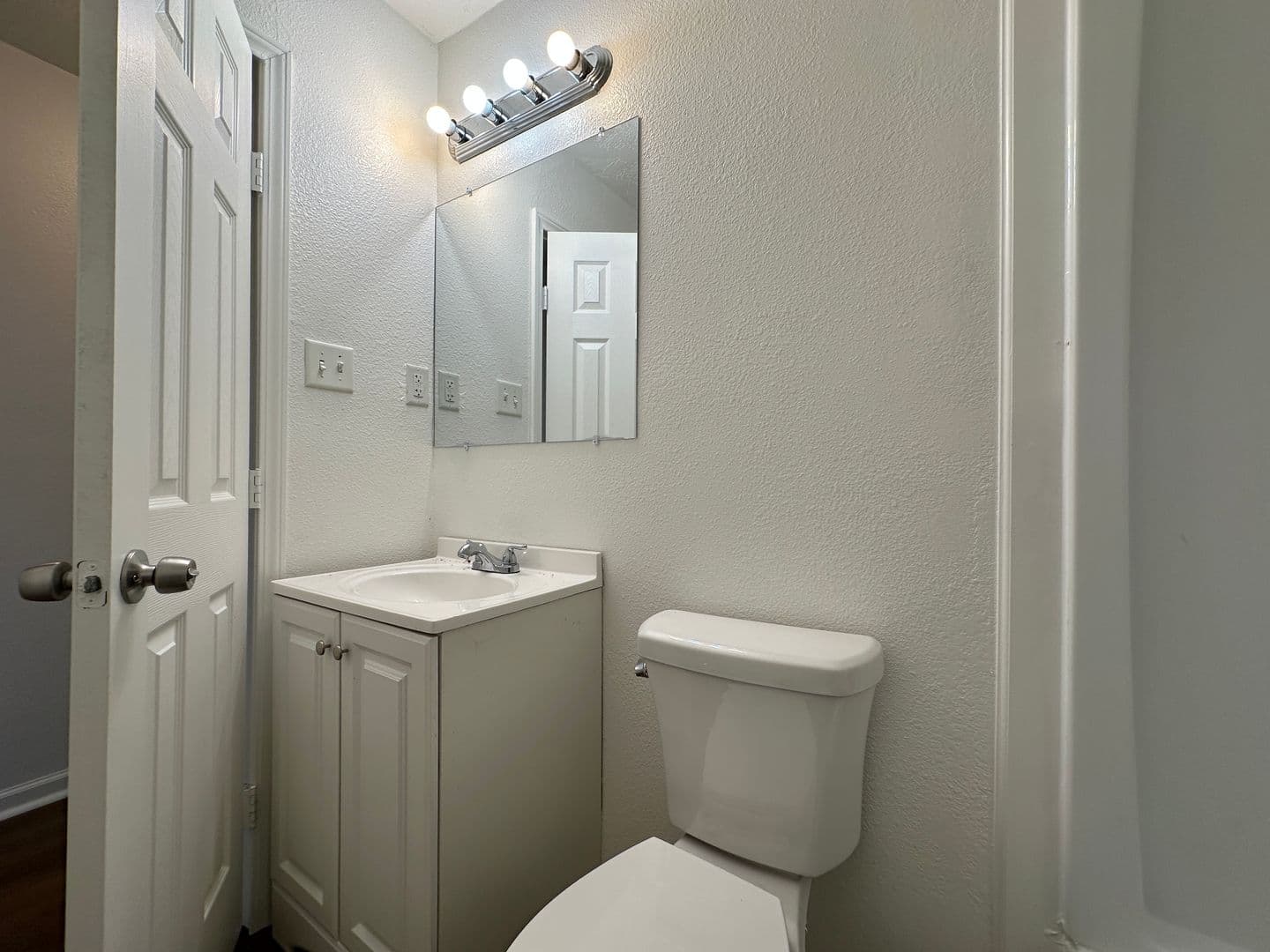 Killeen Multiplex: 1105/1107 Williamson Dr