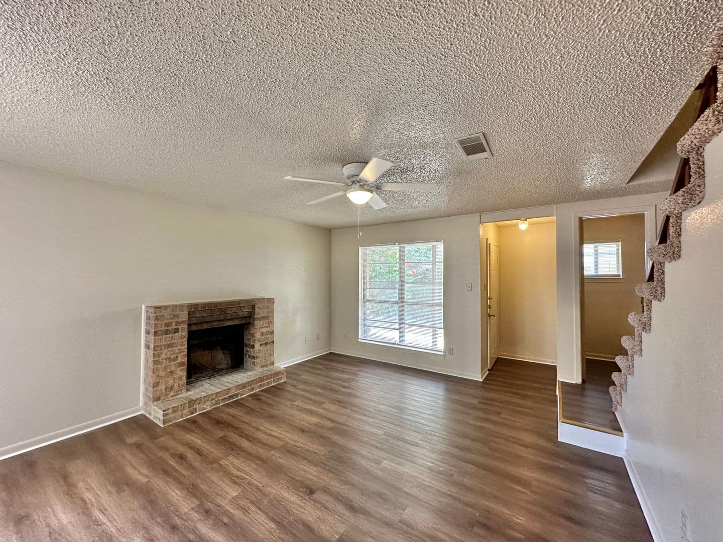 Killeen Townhome: 3004 Chaucer Drive