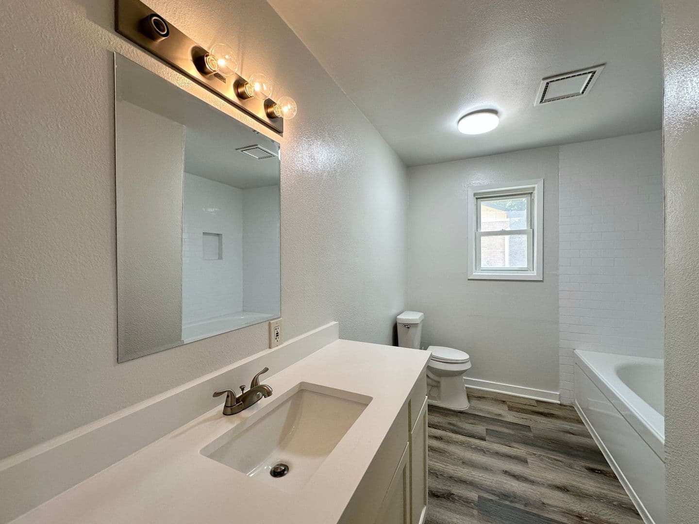 Temple House: 3906 Chisholm Trail