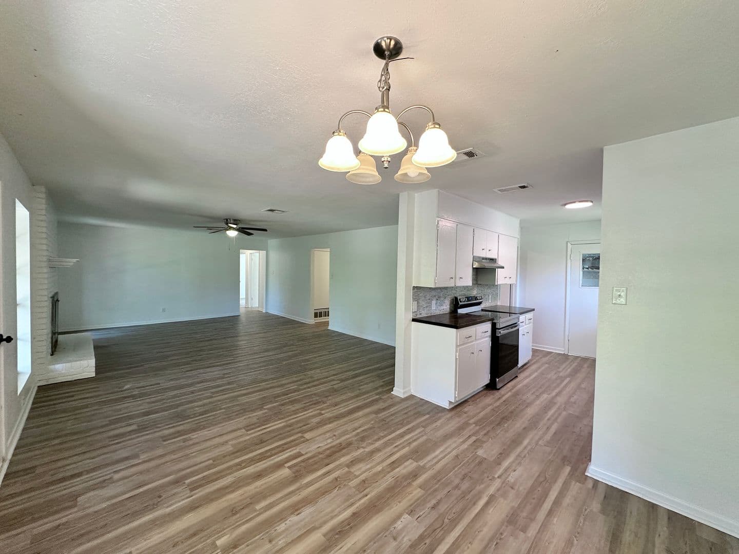 Temple House: 3822 Valley View Drive