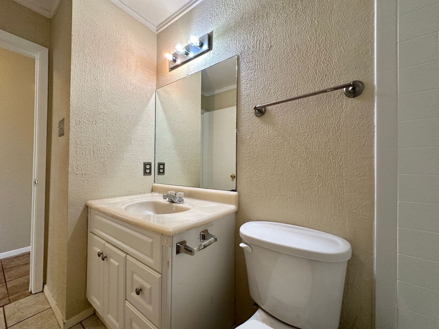 Killeen House: 2005 Ruiz Dr