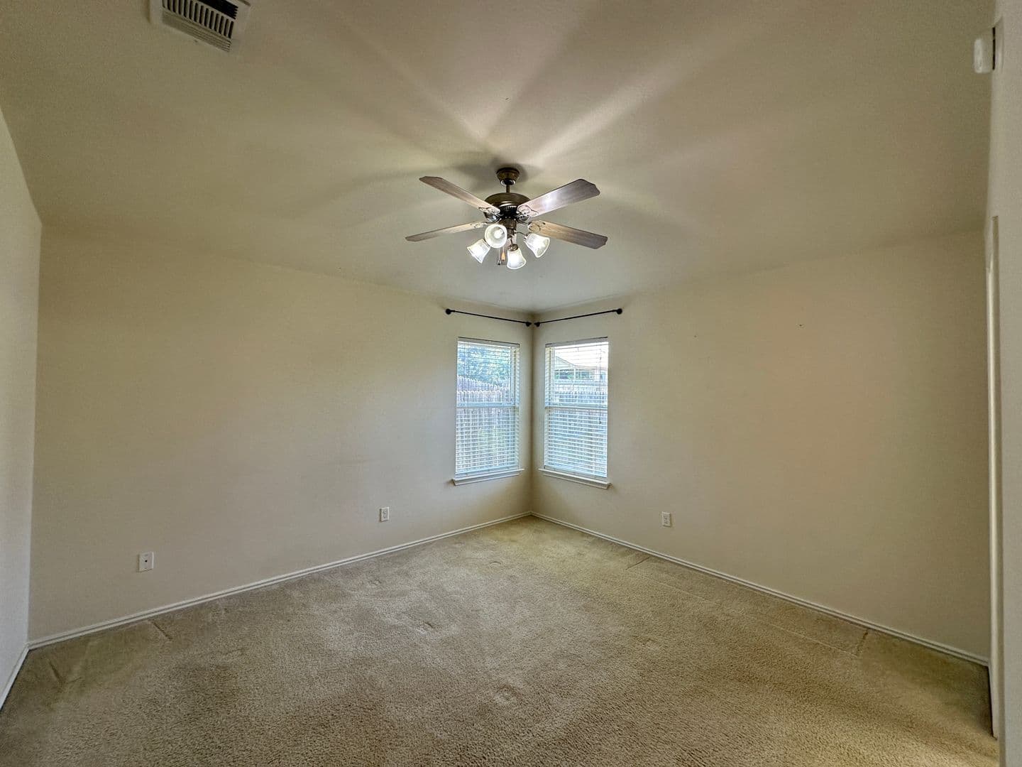 Killeen House: 5205 Lions Gate Lane