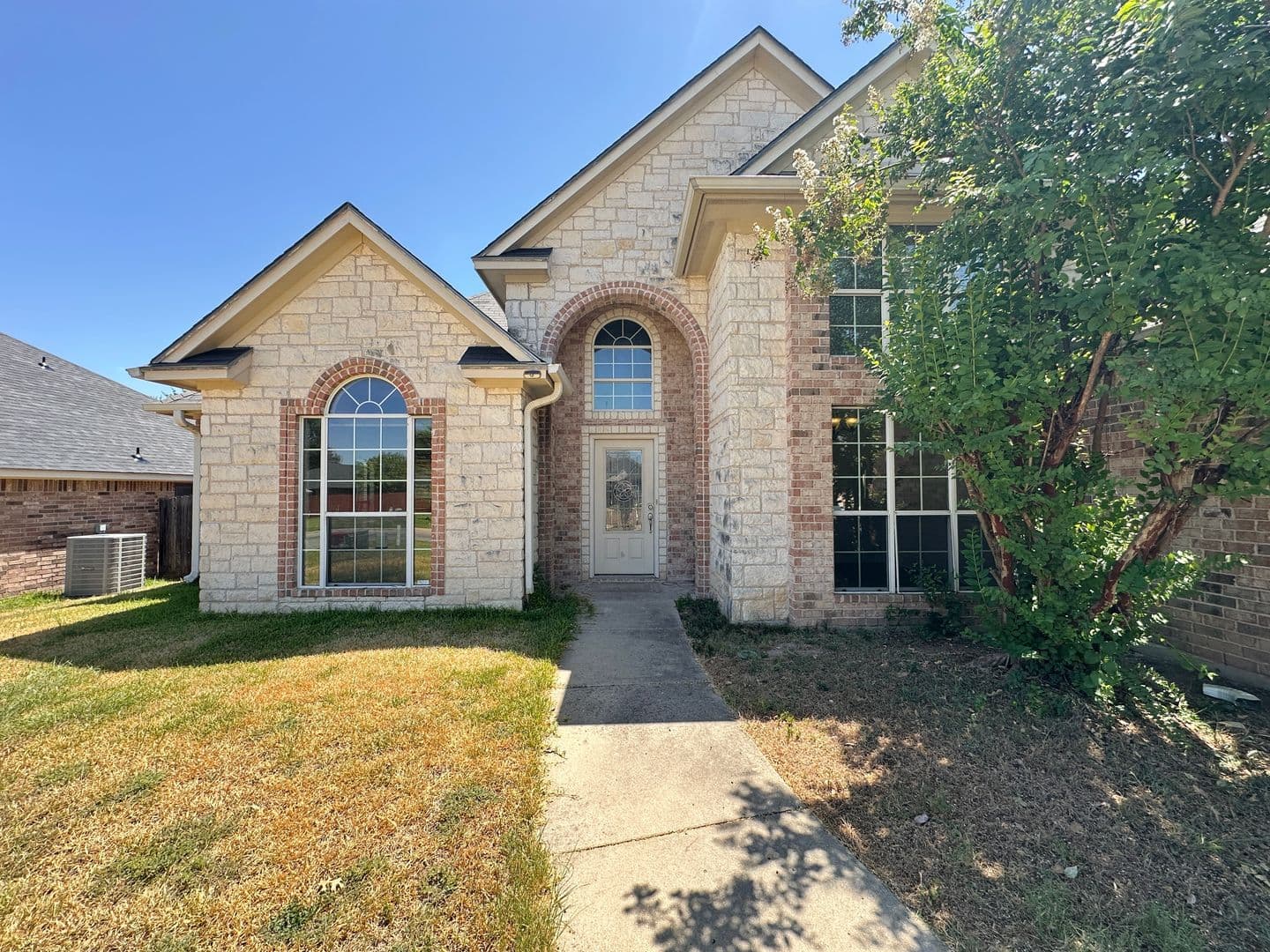 Belton House: 705 Marshall Dr