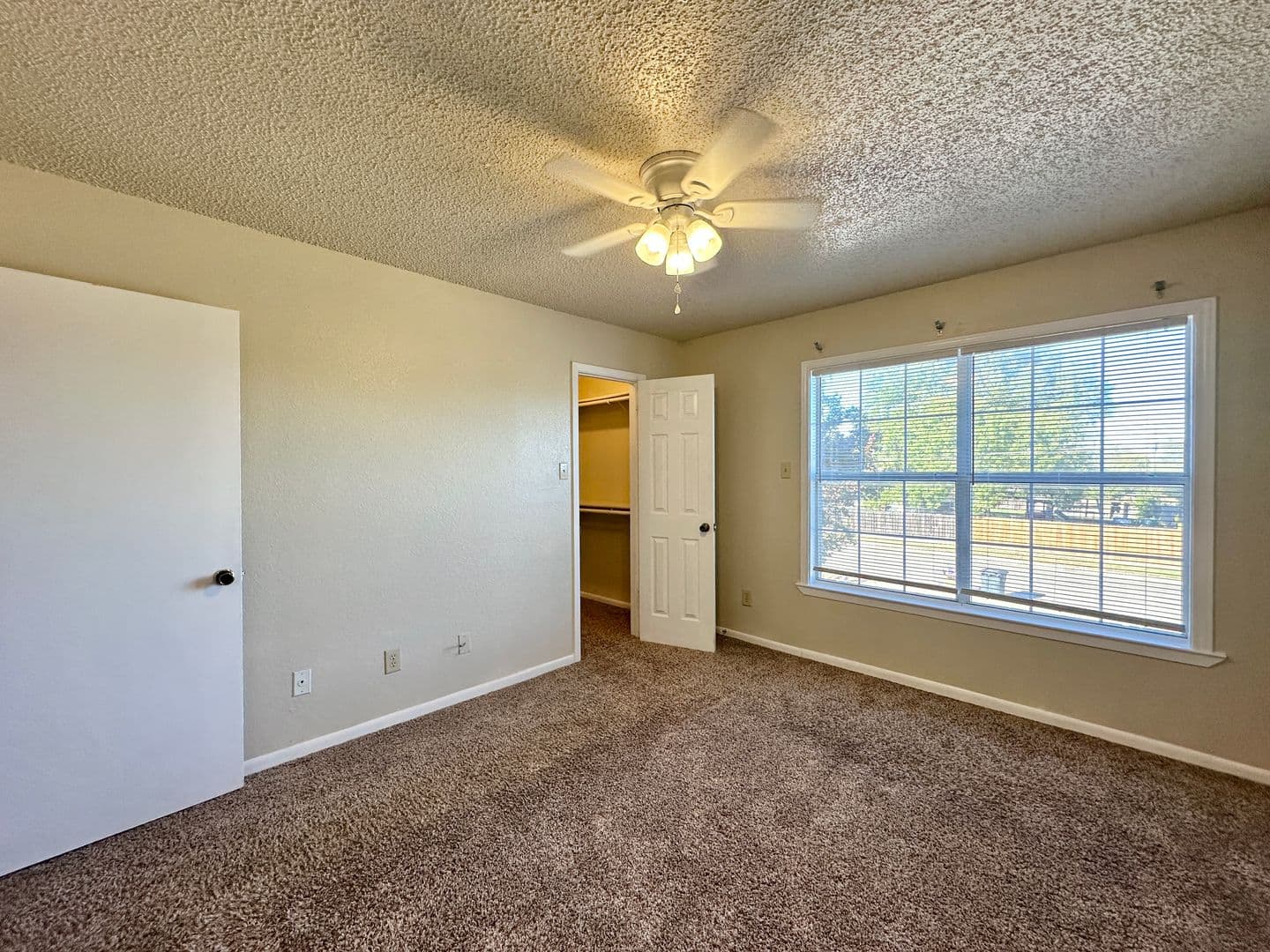 Killeen Townhome: 3004 Chaucer Drive