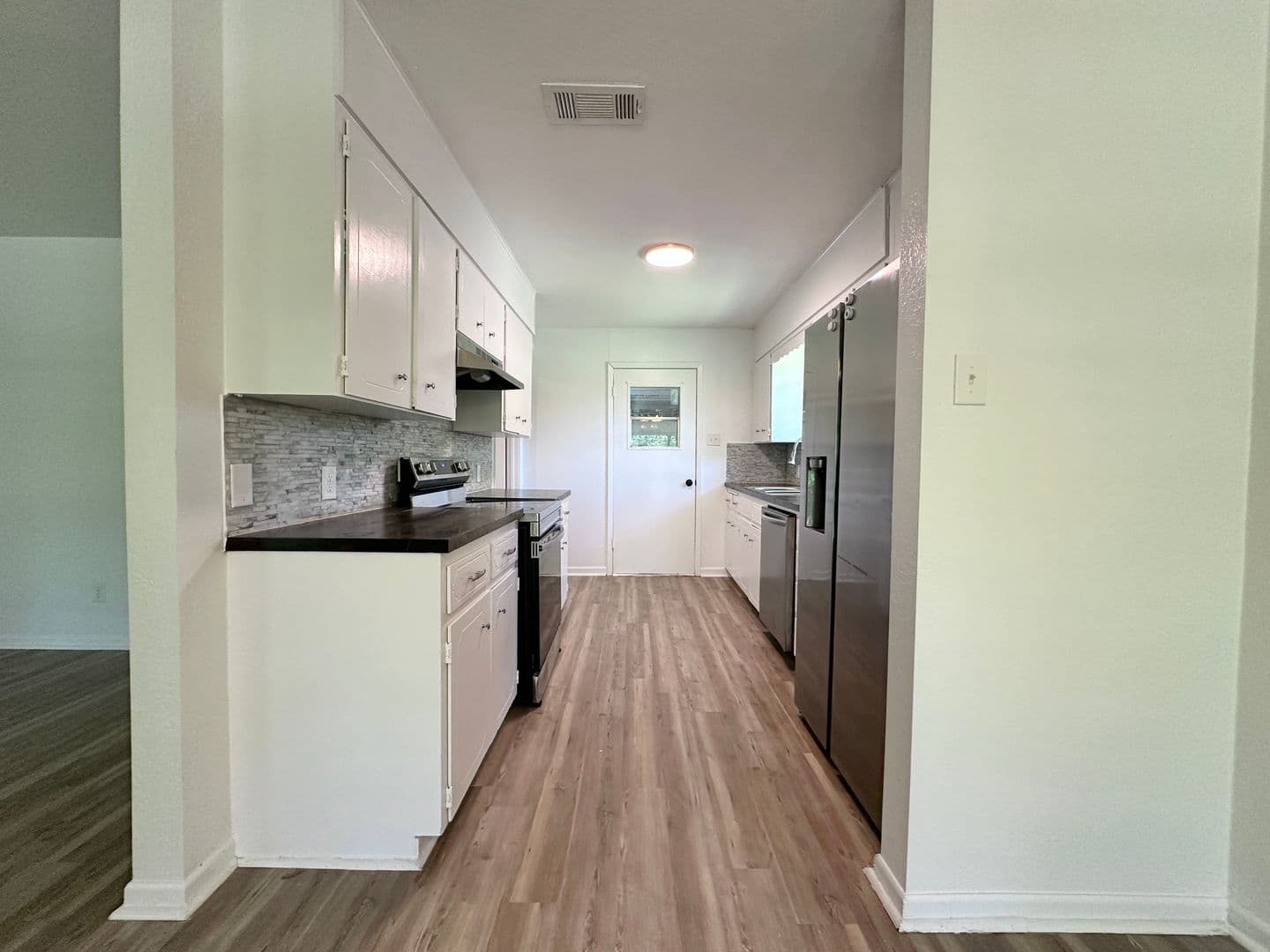 Temple House: 3822 Valley View Drive