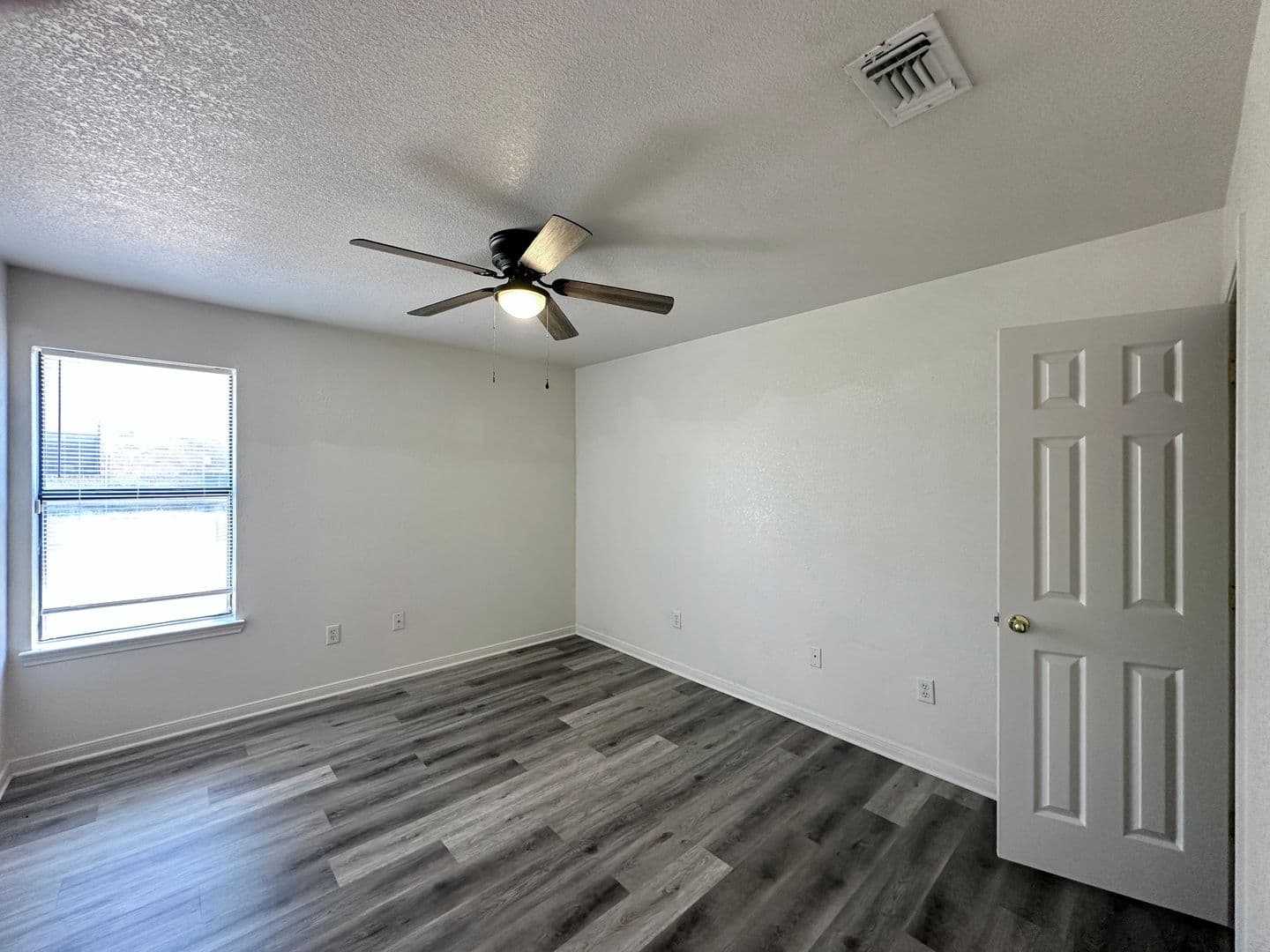 Killeen Multiplex: 3105 Dannen Court