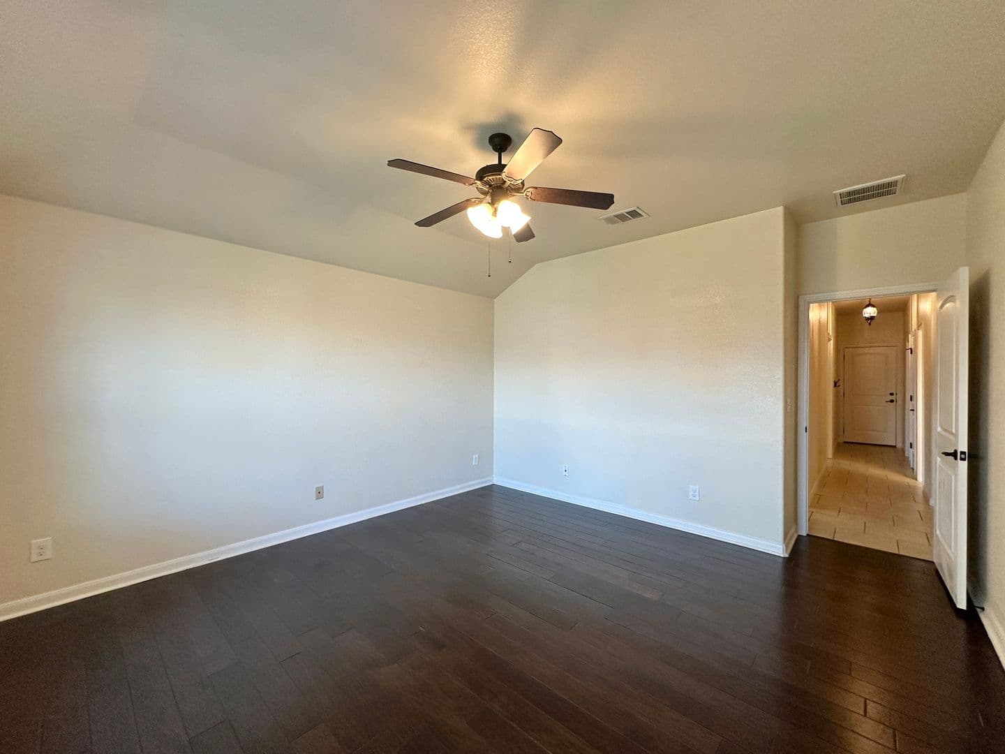 Killeen House: 6812 Deorsam Loop