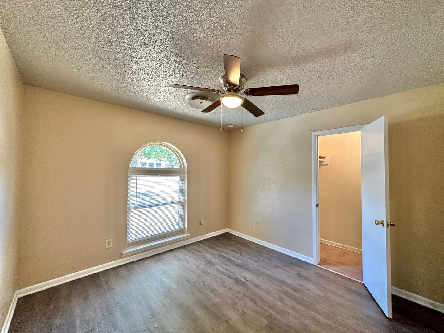 Copperas Cove House: 504 Dianne Dr