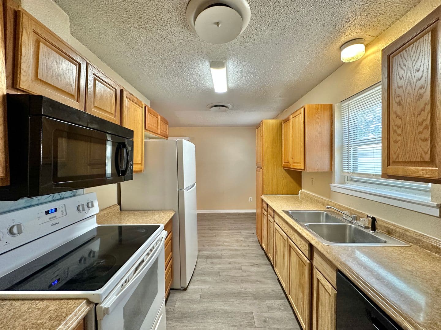 Copperas Cove House: 504 Dianne Dr