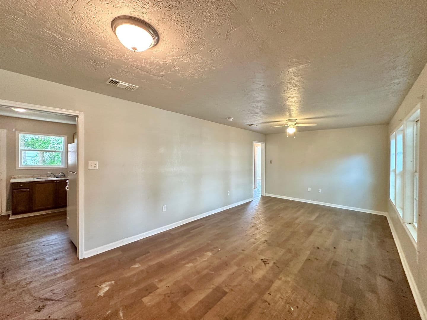 Killeen Multiplex: 1105/1107 Williamson Dr