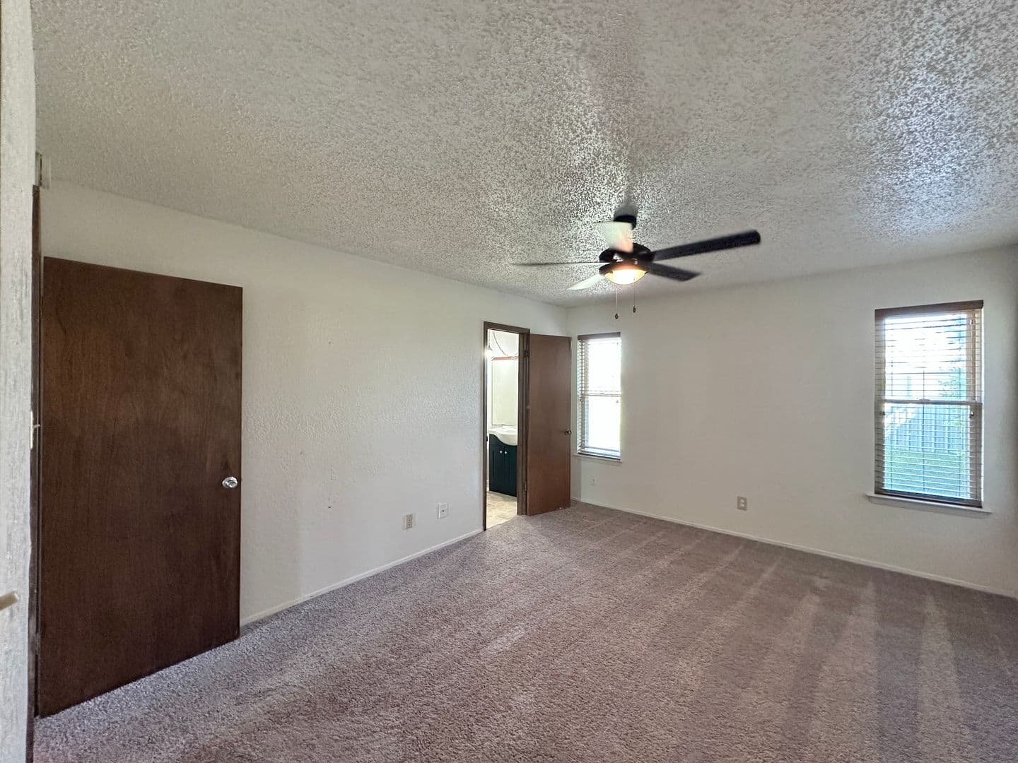Killeen House: 1602 Becker Dr