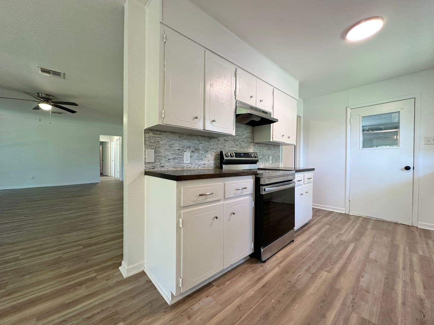 Temple House: 3822 Valley View Drive