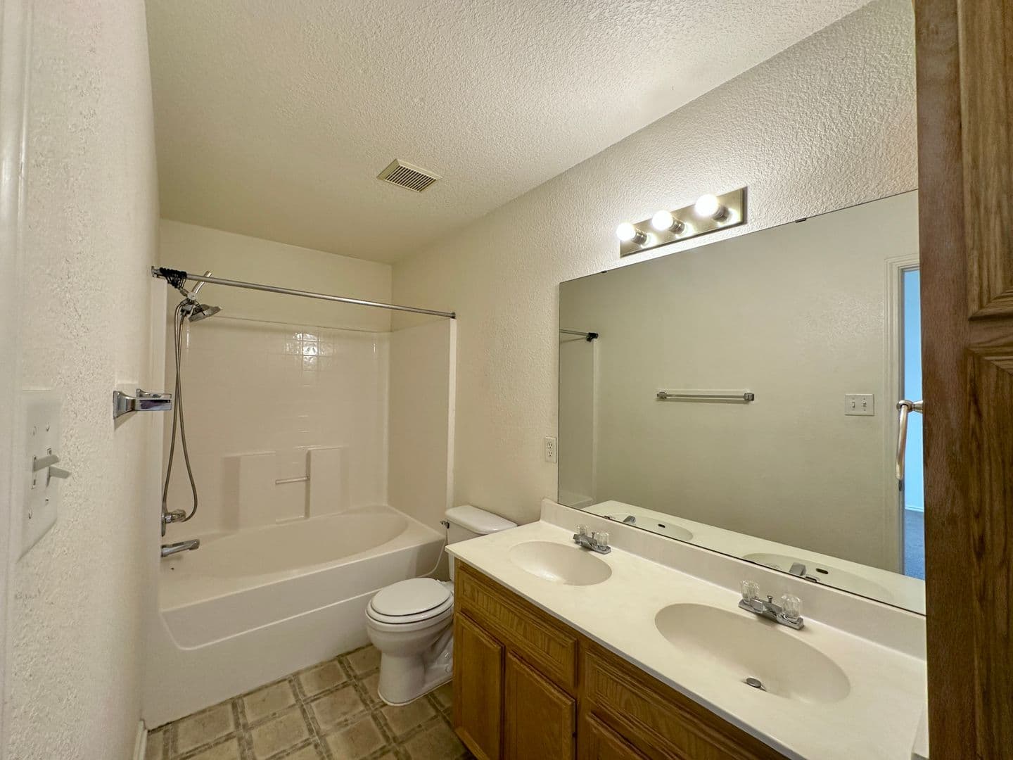 Killeen Multiplex: 4201 Alleeta Drive