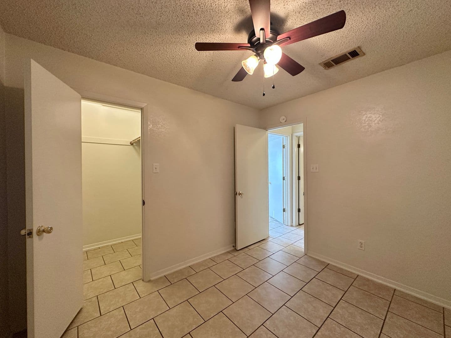 Copperas Cove Apartment: 401 W Lincoln Ave