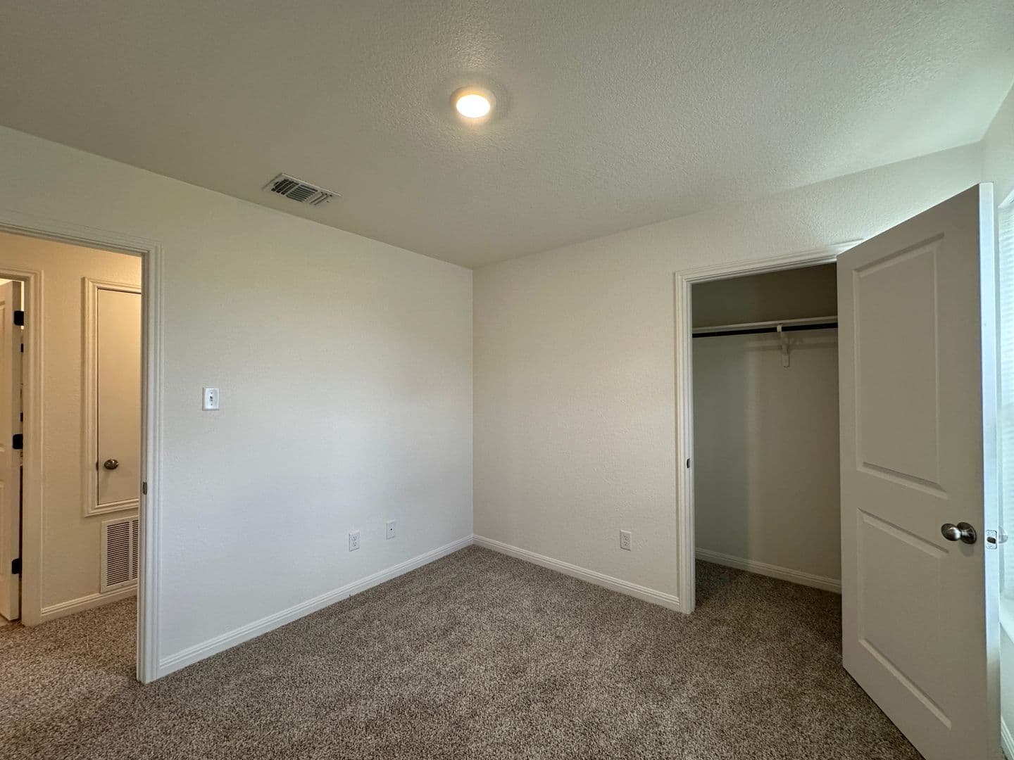 Killeen Townhome: 5909 Betty Lou Drive