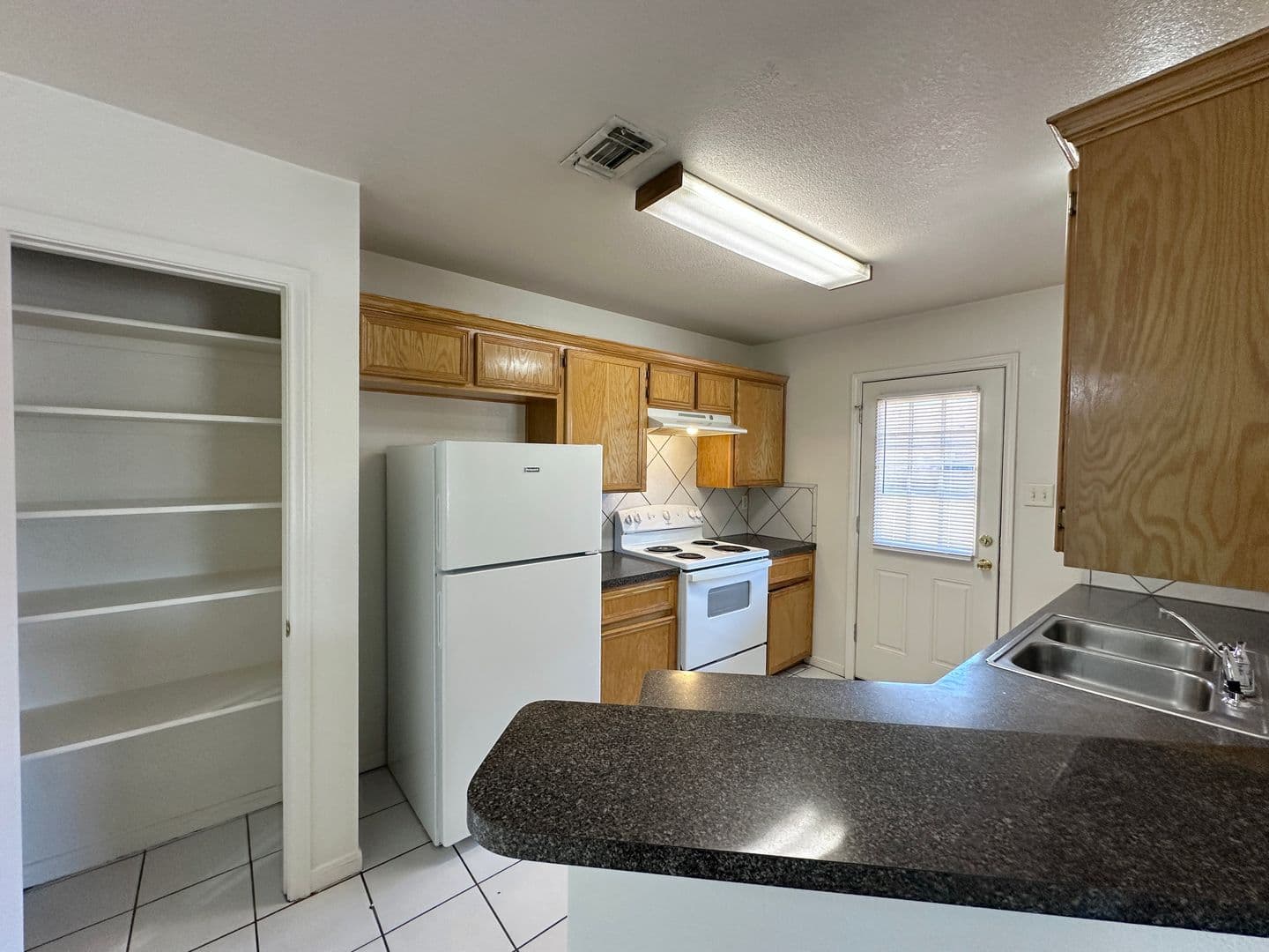 Killeen Multiplex: 3105 Dannen Court