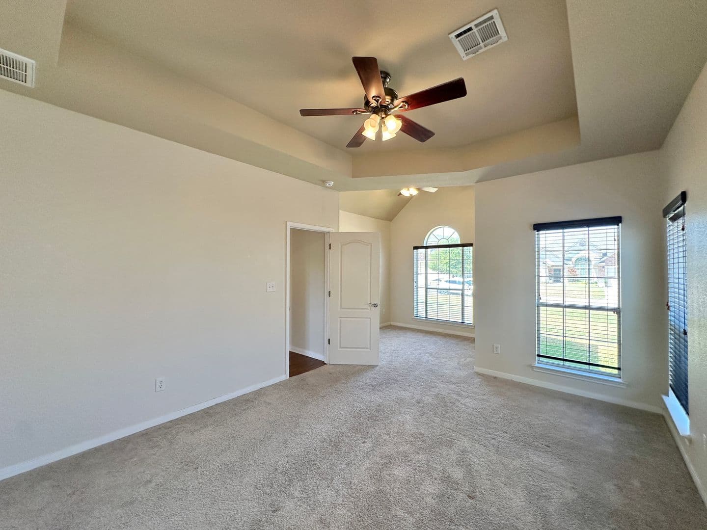 Belton House: 705 Marshall Dr